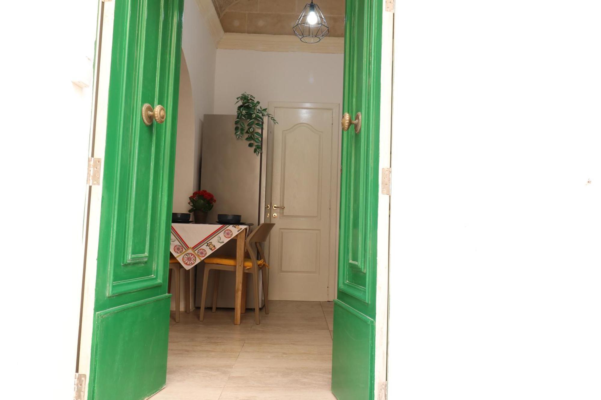 شقة Gardjola - Authentic By The Marina, Ideal For Couples سنجليا