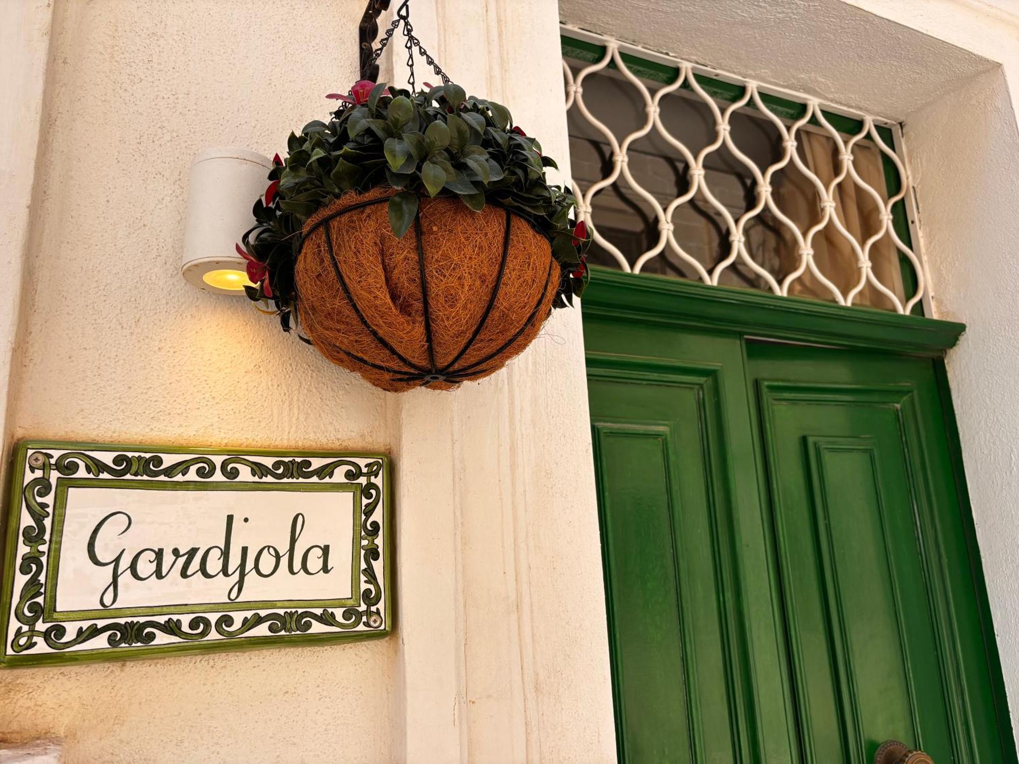 Gardjola - Authentic By The Marina, Ideal For Couples شقة سنجليا